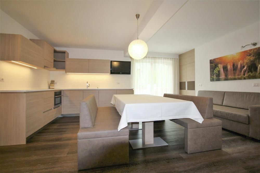 Pera Ciaslat Apartment Colfosco Exterior photo